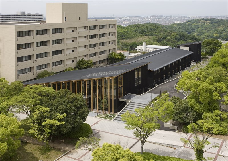 和歌山大学観光学部校舎