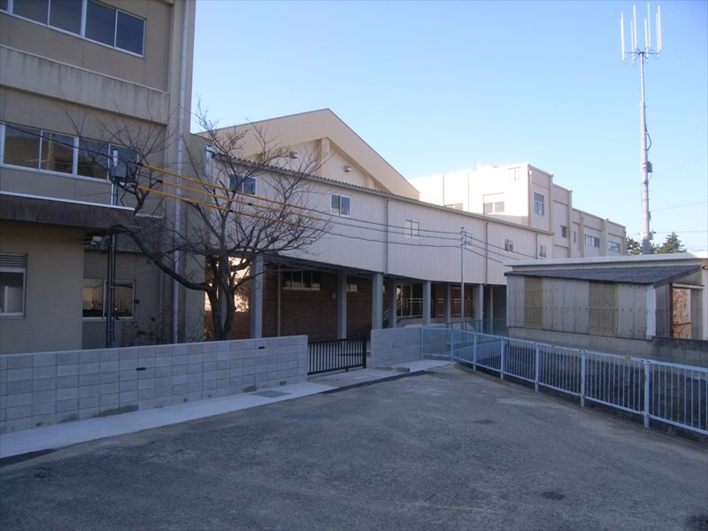 白崎小学校屋体改築・東館